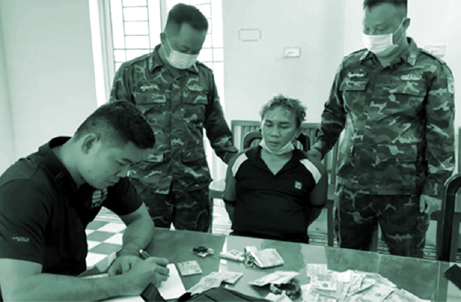 Tiền bạc... xé toạc tình thân - ảnh 1