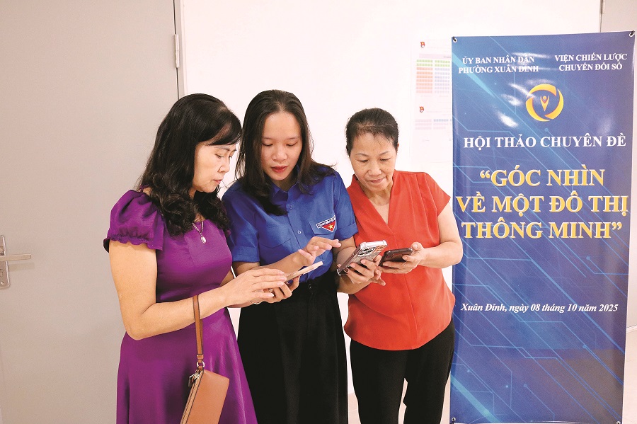 Chuyển mình từ những mô hình “Bình dân học vụ số” - ảnh 1