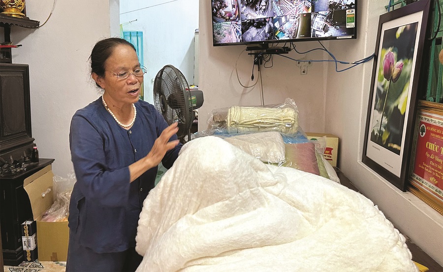 Phụ nữ kiến tạo sức sống mới cho làng nghề - ảnh 2