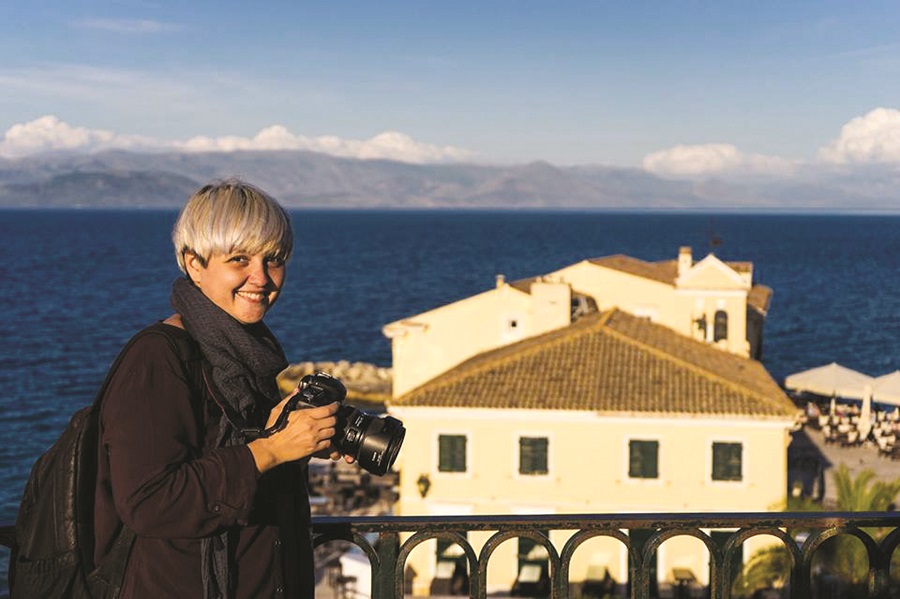 Người kể chuyện về phụ nữ bằng hình ảnh - ảnh 1