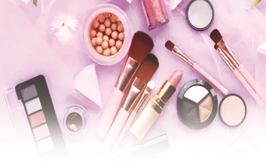 Lưu ý khi chọn đồ trang điểm - ảnh 2