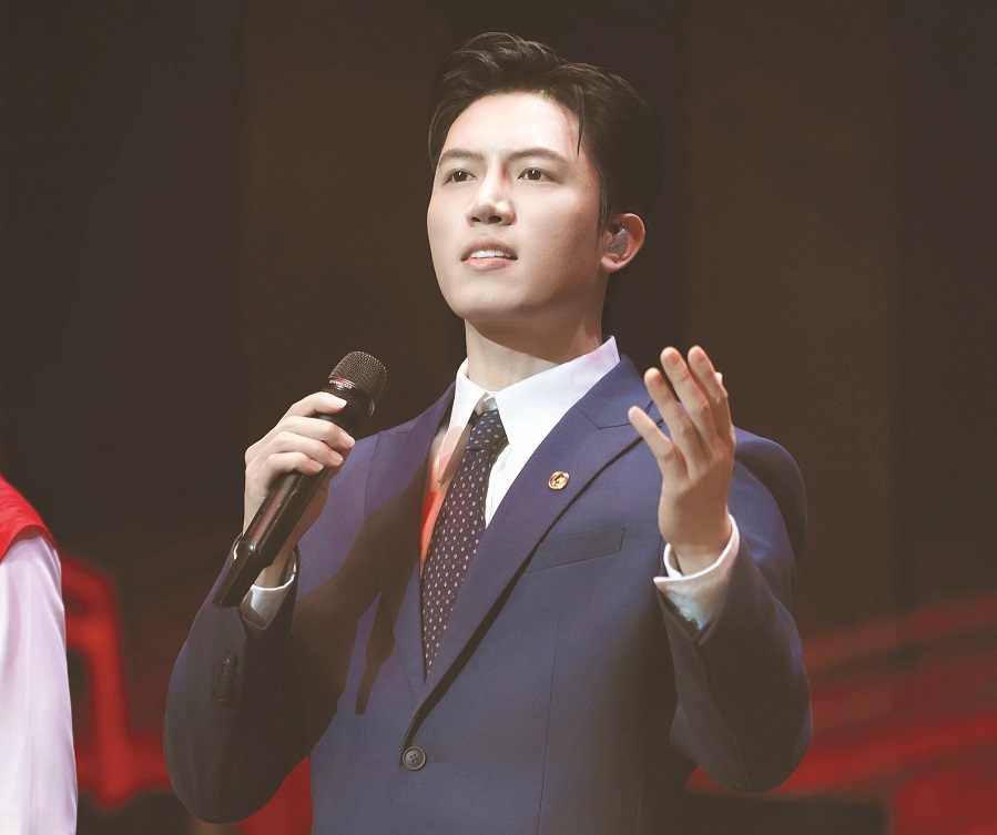 Nghệ sĩ trẻ nhân lên tình yêu Tổ quốc  - ảnh 3