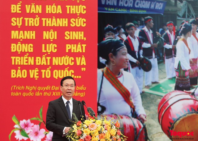 Chủ tịch nước Võ Văn Thưởng dự Ngày hội Sắc xuân trên mọi miền Tổ quốc - ảnh 2