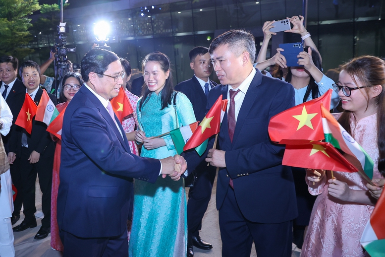 Thủ tướng Phạm Minh Chính đến New Delhi, bắt đầu chuyến thăm cấp Nhà nước tới Ấn Độ - ảnh 3