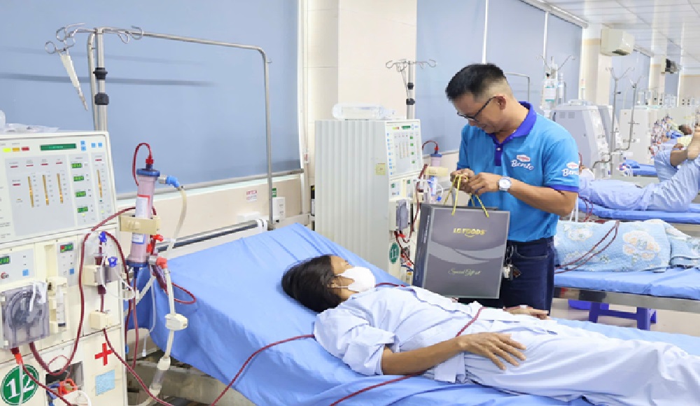 LC Foods trao 30 suất quà cho bệnh nhân lọc máu tại Bệnh viện Đa khoa Ba Vì - ảnh 3