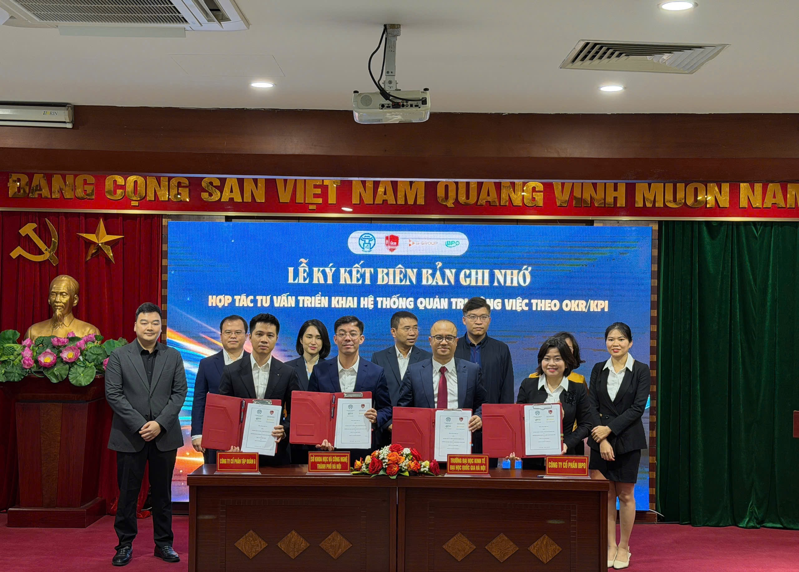 Hà Nội thí điểm hệ thống quản trị công việc theo OKR/KPI ứng dụng công nghệ thông tin, hiện thực hóa Nghị quyết 57-NQ/TW - ảnh 1