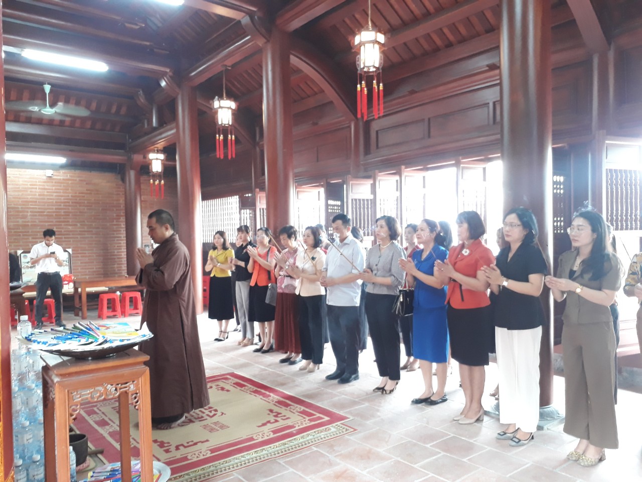 Phát triển sản xuất nông nghiệp hàng hóa ứng dụng công nghệ cao - ảnh 1