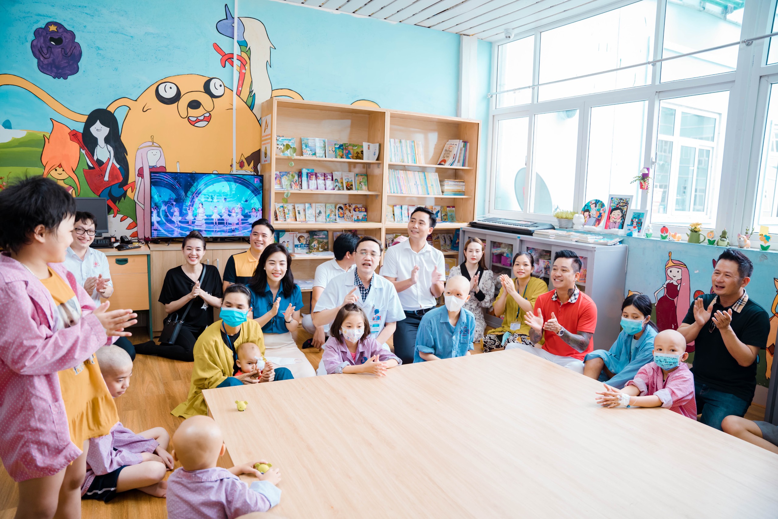 Mang yêu thương đến với em nhỏ có hoàn cảnh khó khăn mắc bệnh hiểm nghèo - ảnh 1