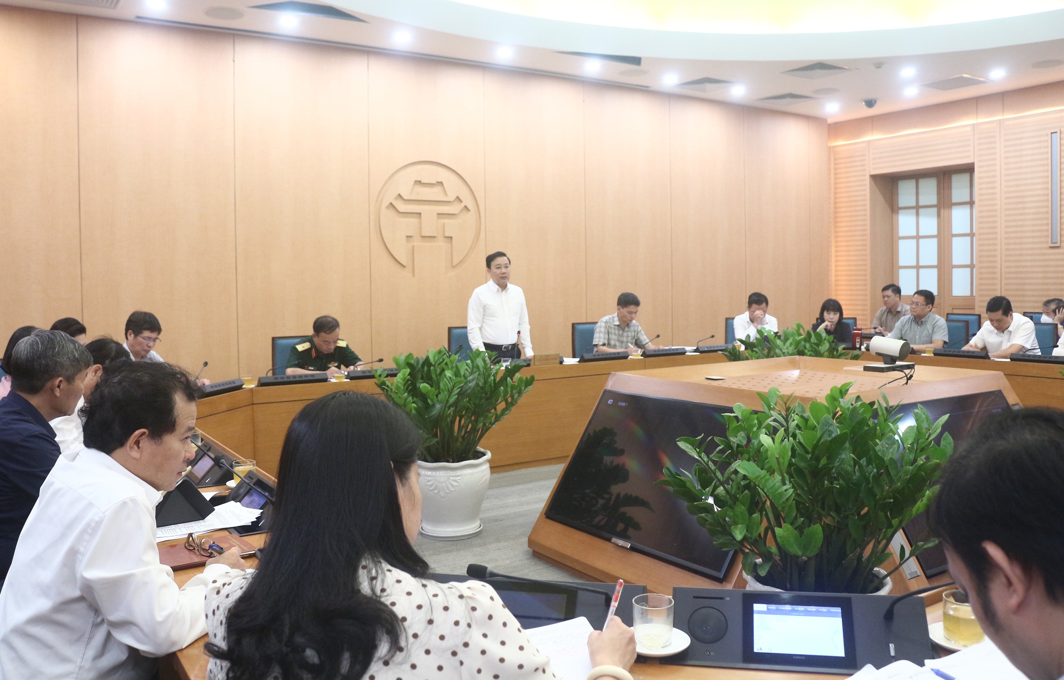 Các địa phương cần đẩy mạnh công tác rà soát để không bỏ sót các đối tượng cần tiêm - ảnh 1