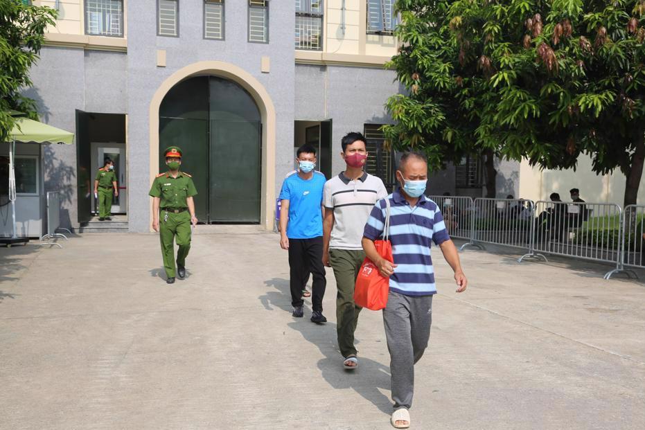 Hơn 2.000 thẻ căn cước công dân gắn chíp trả cho phạm nhân được đặc xá - ảnh 1