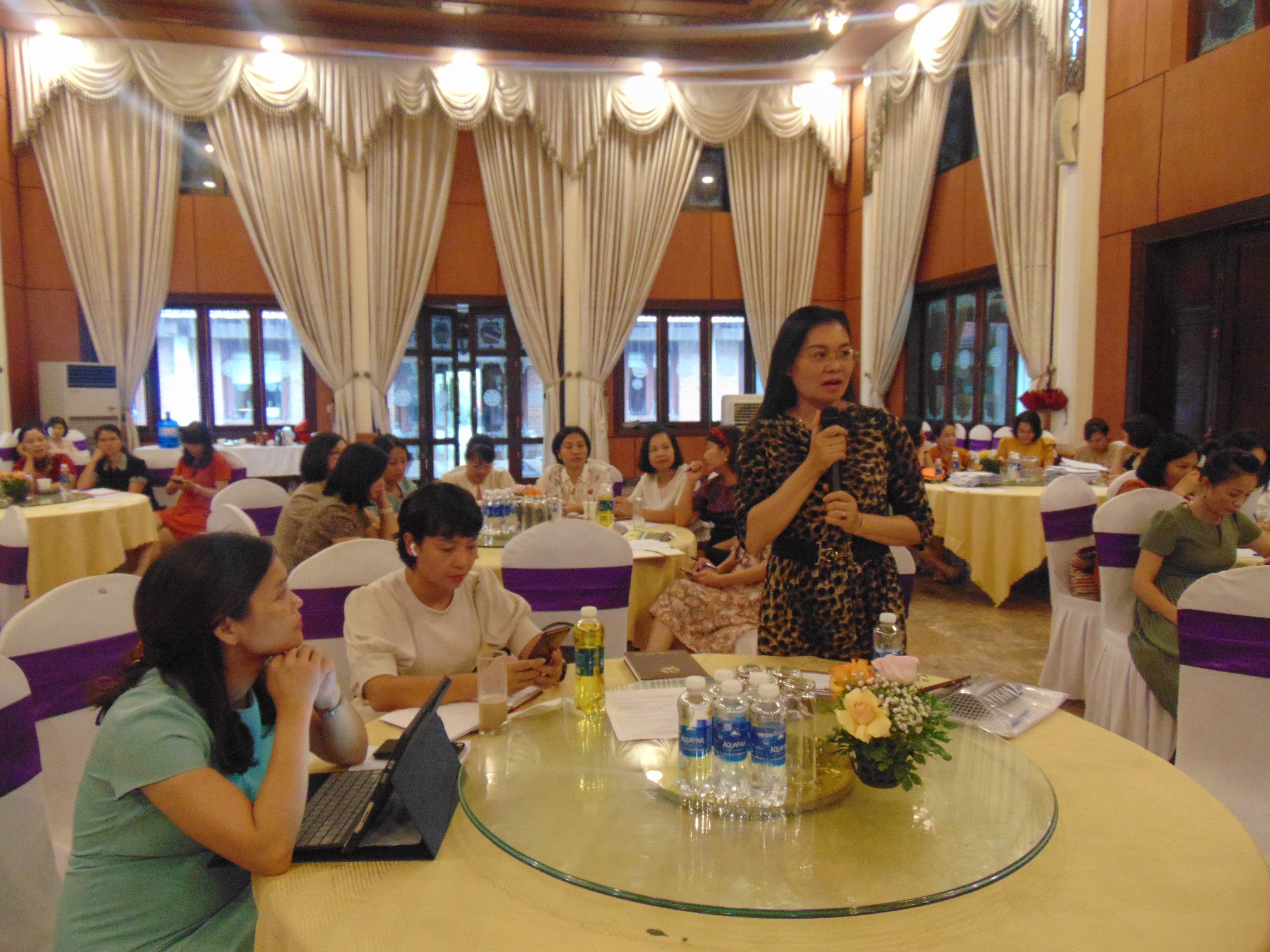 Trang bị kiến thức, kỹ năng bảo vệ quyền và lợi ích của phụ nữ và trẻ em cho cán bộ Hội - ảnh 4