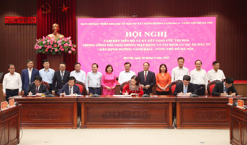 Hà Nội và 2 tỉnh ký kết giao ước thi đua thực hiện Dự án đường Vành đai 4 - Vùng Thủ đô - ảnh 1