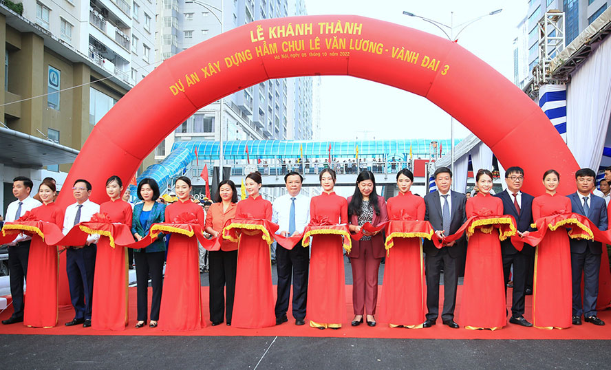 Khánh thành công trình xây dựng hầm chui tại nút giao Lê Văn Lương – Vành đai 3 - ảnh 1