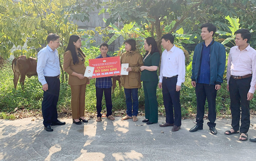 Ủy ban MTTQ Việt Nam huyện Ứng Hòa phát huy truyền thống 92 năm - ảnh 1