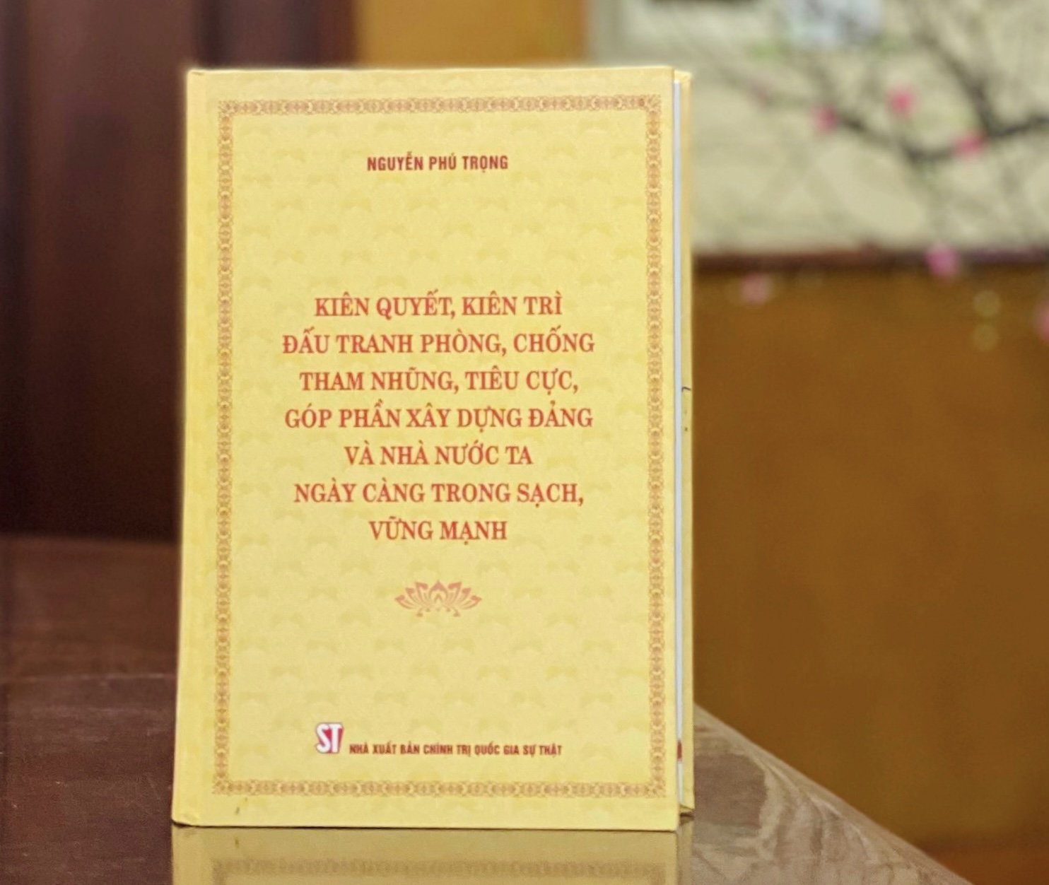Kiên quyết, kiên trì đấu tranh phòng, chống tham nhũng, tiêu cực - ảnh 1