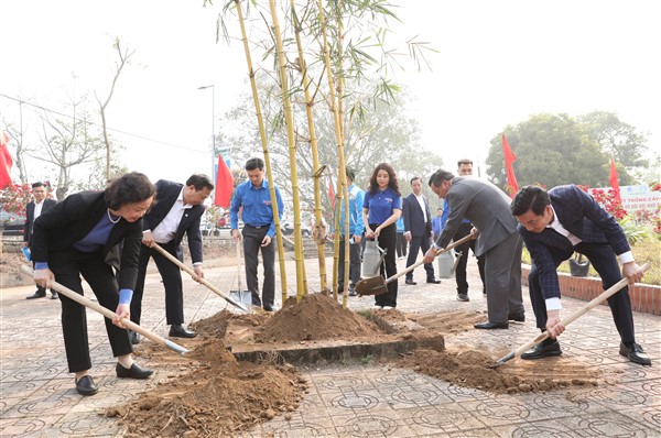 Thành Đoàn Hà Nội tổ chức nhiều hoạt động ý nghĩa trong tháng Thanh niên năm 2023 - ảnh 1