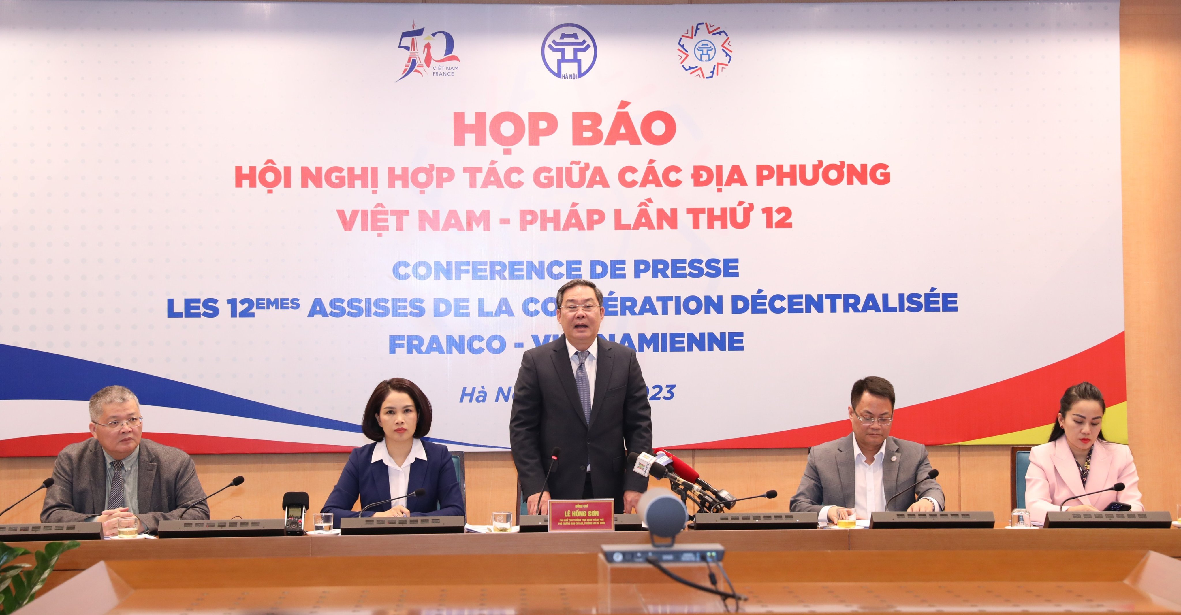 Tăng cường quảng bá, giới thiệu truyền thống văn hóa, tiềm năng, thành tựu kinh tế - xã hội của Thủ đô - ảnh 2