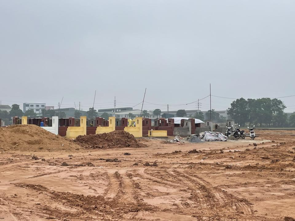 5 xã huyện Thường Tín đã di chuyển xong phần mộ nằm trong đường Vành đai 4 - ảnh 1