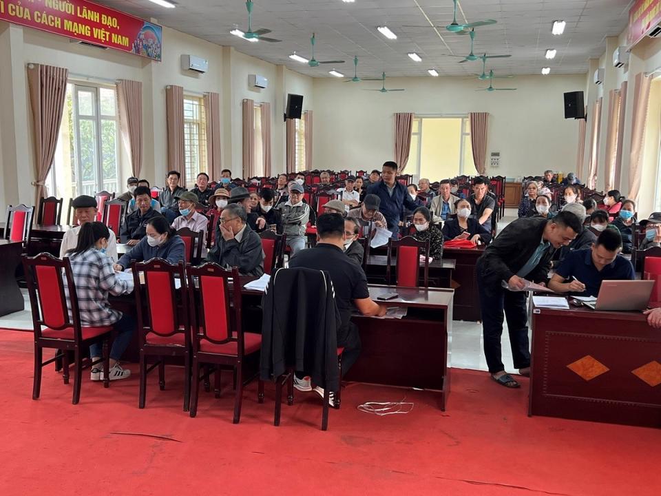 72 hộ gia đình ở xã Đông La, huyện Hoài Đức được chi trả kinh phí “hỗ trợ đặc thù” - ảnh 1