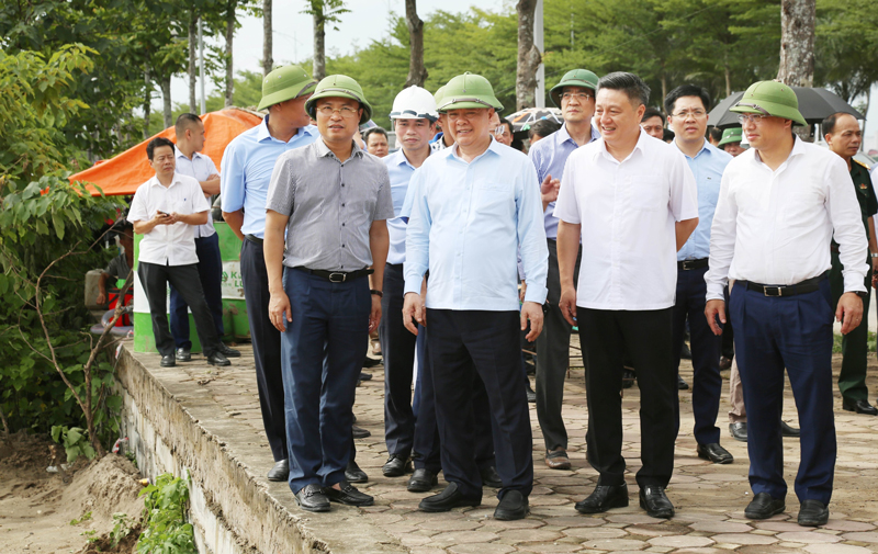 Bí thư Thành ủy Hà Nội kiểm tra công tác chuẩn bị khởi công đường Vành đai 4 - Vùng Thủ đô - ảnh 1
