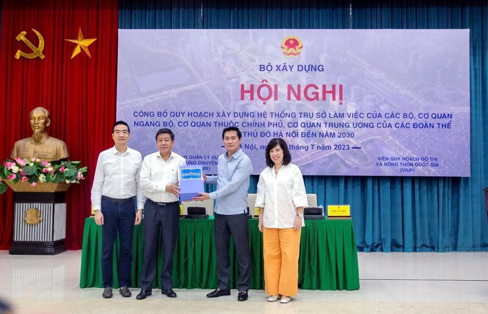 Công bố Quy hoạch hệ thống trụ sở của các bộ, ngành Hà Nội tại hai khu vực Tây Hồ Tây và Mễ Trì - ảnh 1