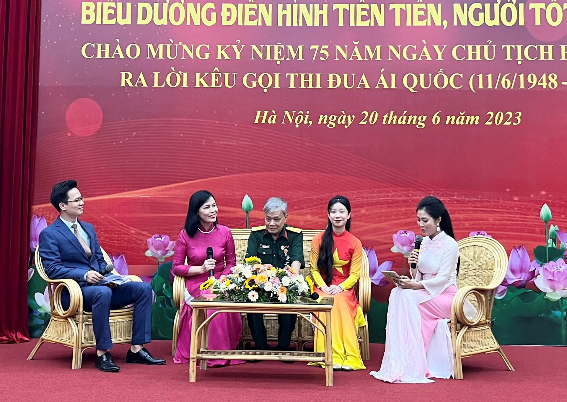 Hà Nội: Tặng danh hiệu “Người tốt việc tốt” năm 2023 cho 13 cá nhân - ảnh 1