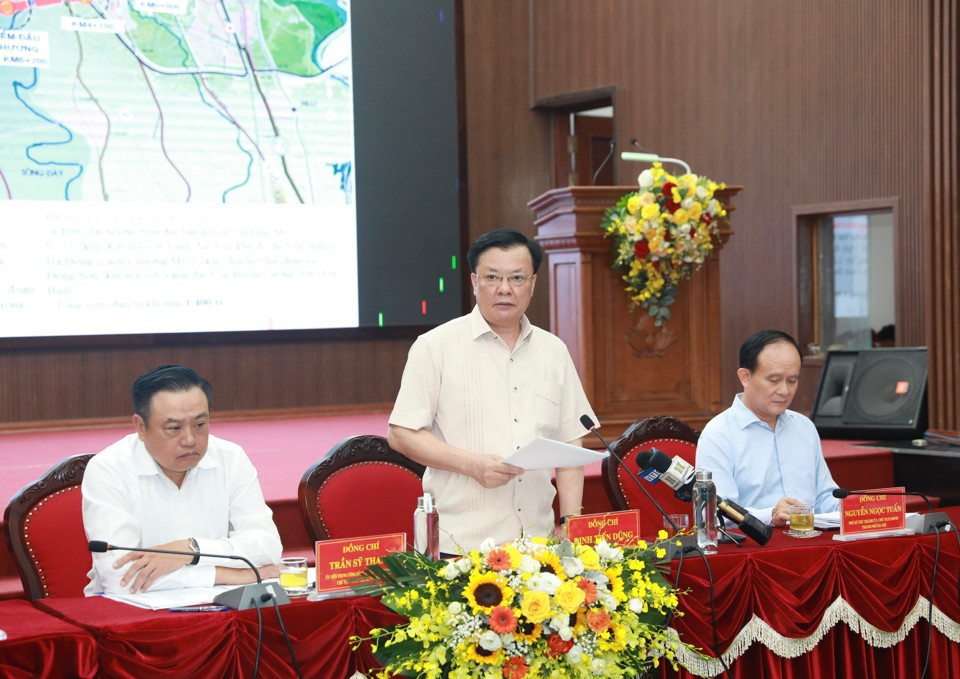 Bí thư Thành ủy Hà Nội đề nghị huyện ủy Chương Mỹ không làm thay chính quyền, nhưng phải chủ động “xông lên” - ảnh 1