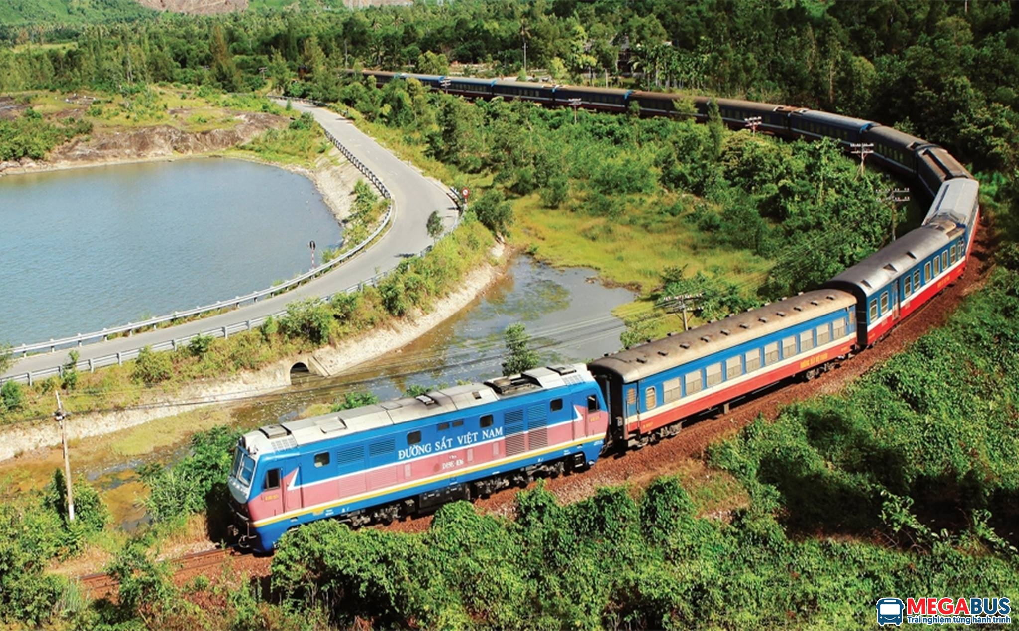 Từ ngày 5/9, đường sắt áp dụng mức phí đổi, trả vé tàu thông thường đến 20% - ảnh 1