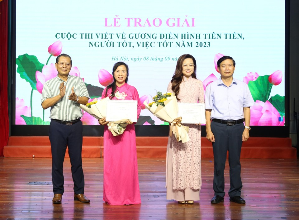 Hà Nội trao giải “Cuộc thi viết về gương điển hình tiên tiến, người tốt, việc tốt năm 2023” - ảnh 2