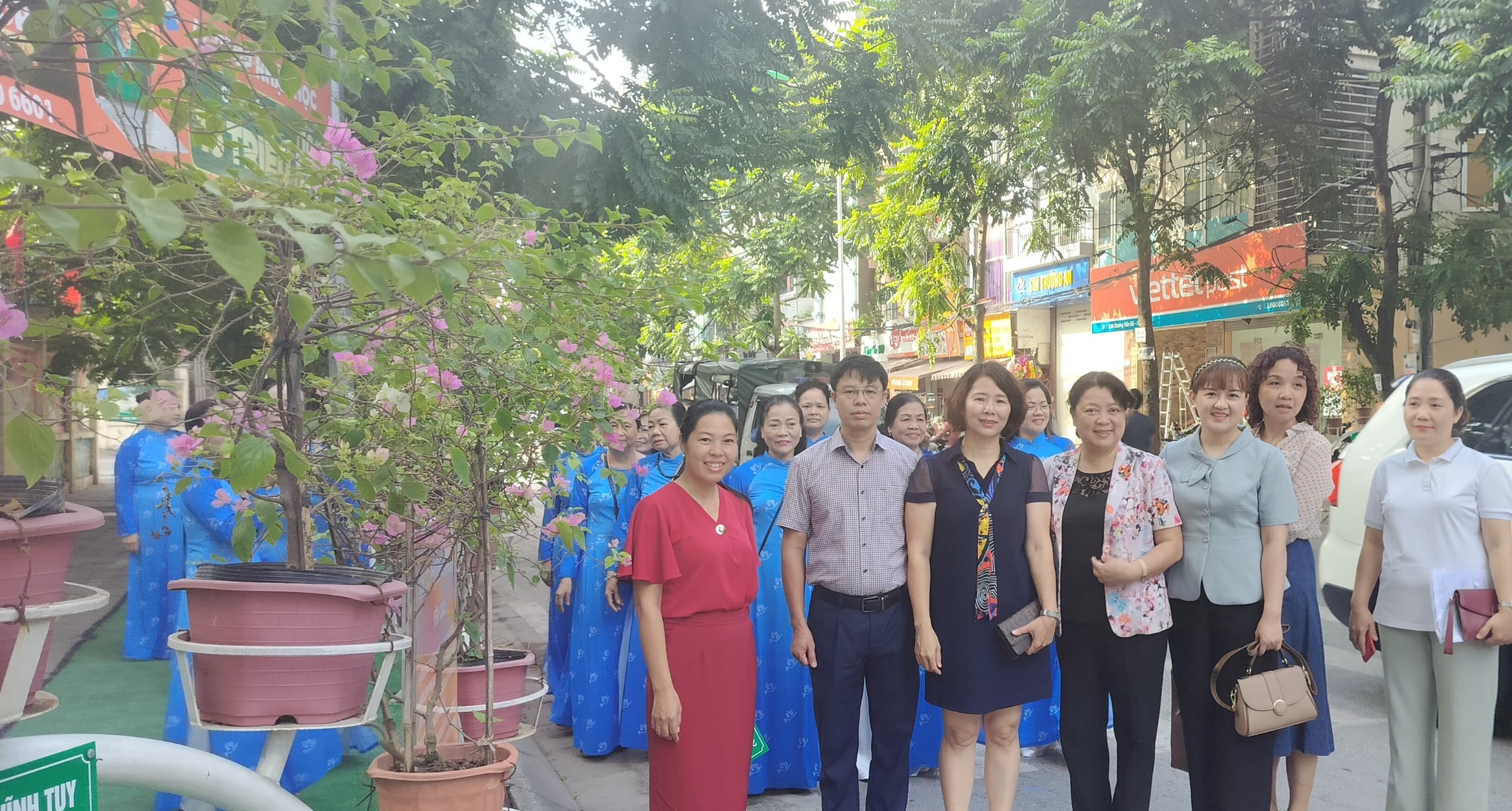 “Đoạn đường/tuyến phố nở hoa” đã thể hiện tính lan tỏa của phong trào đến với người dân - ảnh 2