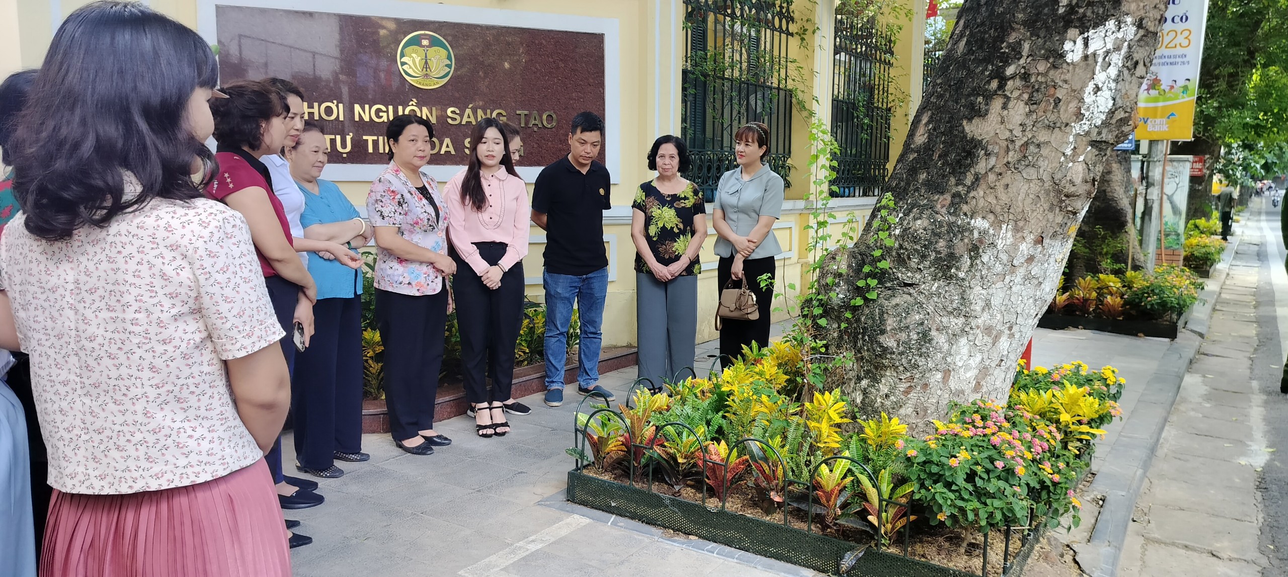 “Đoạn đường/tuyến phố nở hoa” đã thể hiện tính lan tỏa của phong trào đến với người dân - ảnh 4