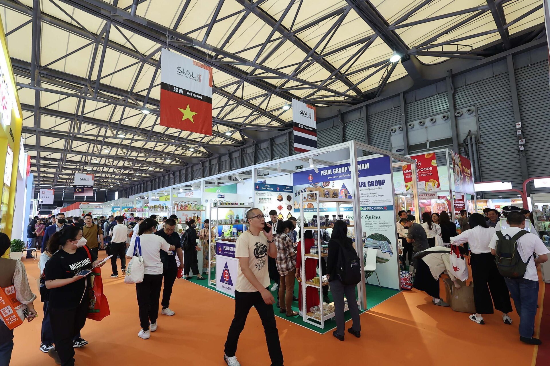 Đoàn đại biểu cấp cao thành phố Hà Nội thăm, làm việc tại Trung Quốc - ảnh 1
