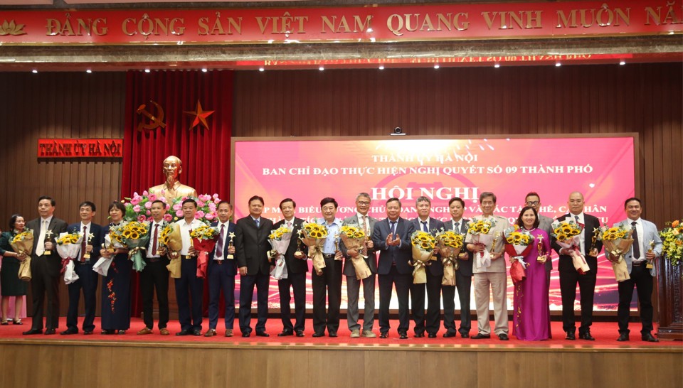 Nghị quyết số 09 là chủ trương rất đúng và trúng cả về mặt lý luận lẫn thực tiễn - ảnh 1