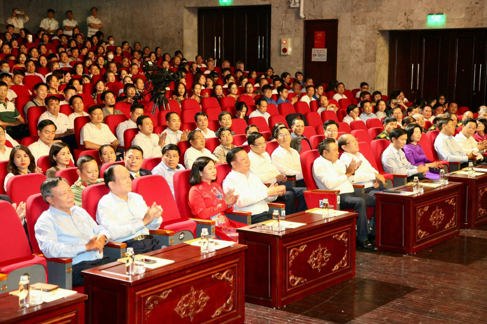 Chung tay vì một Hà Nội nghĩa tình, không để ai bị bỏ lại phía sau - ảnh 2