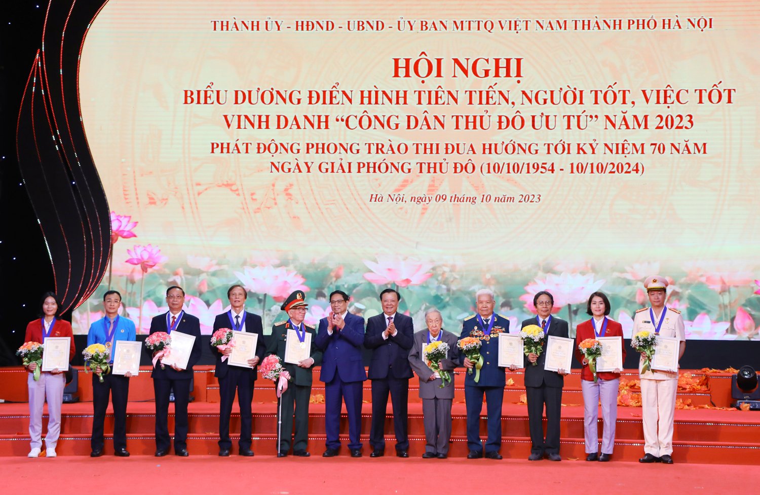 Phong trào “người tốt, việc tốt” đã trở thành nét đẹp tiêu biểu, mang bản sắc riêng của Thủ đô - ảnh 1