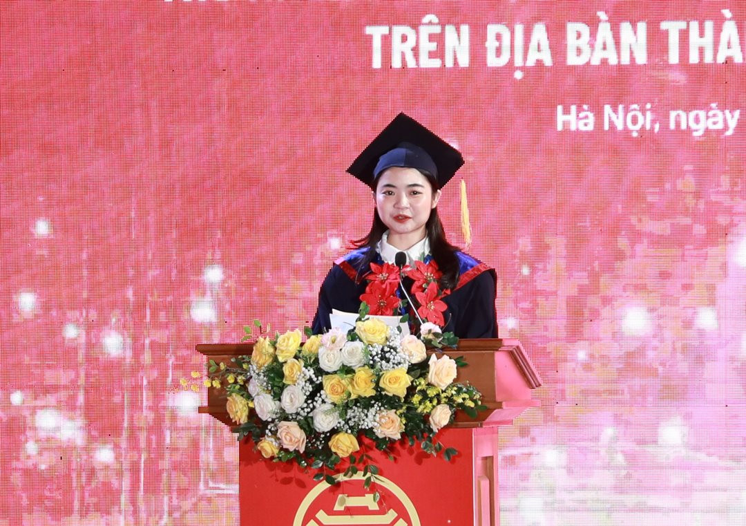 Tuyên dương, tôn vinh thủ khoa là việc làm thiết thực, có tác dụng khích lệ, động viên kịp thời các thế hệ trẻ - ảnh 2
