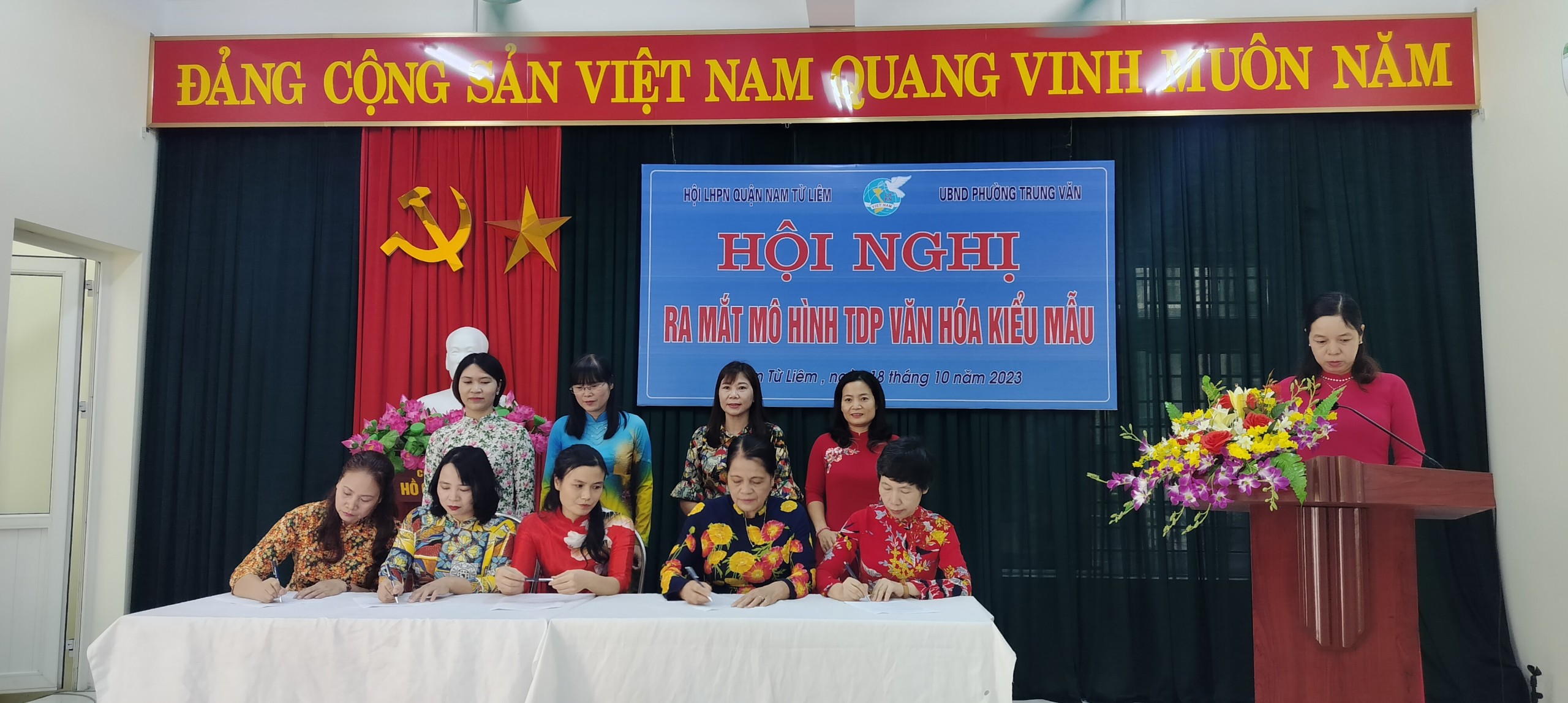 Ra mắt mô hình Tổ dân phố Văn hóa kiểu mẫu phường Trung Văn (Nam Từ Liêm) - ảnh 2