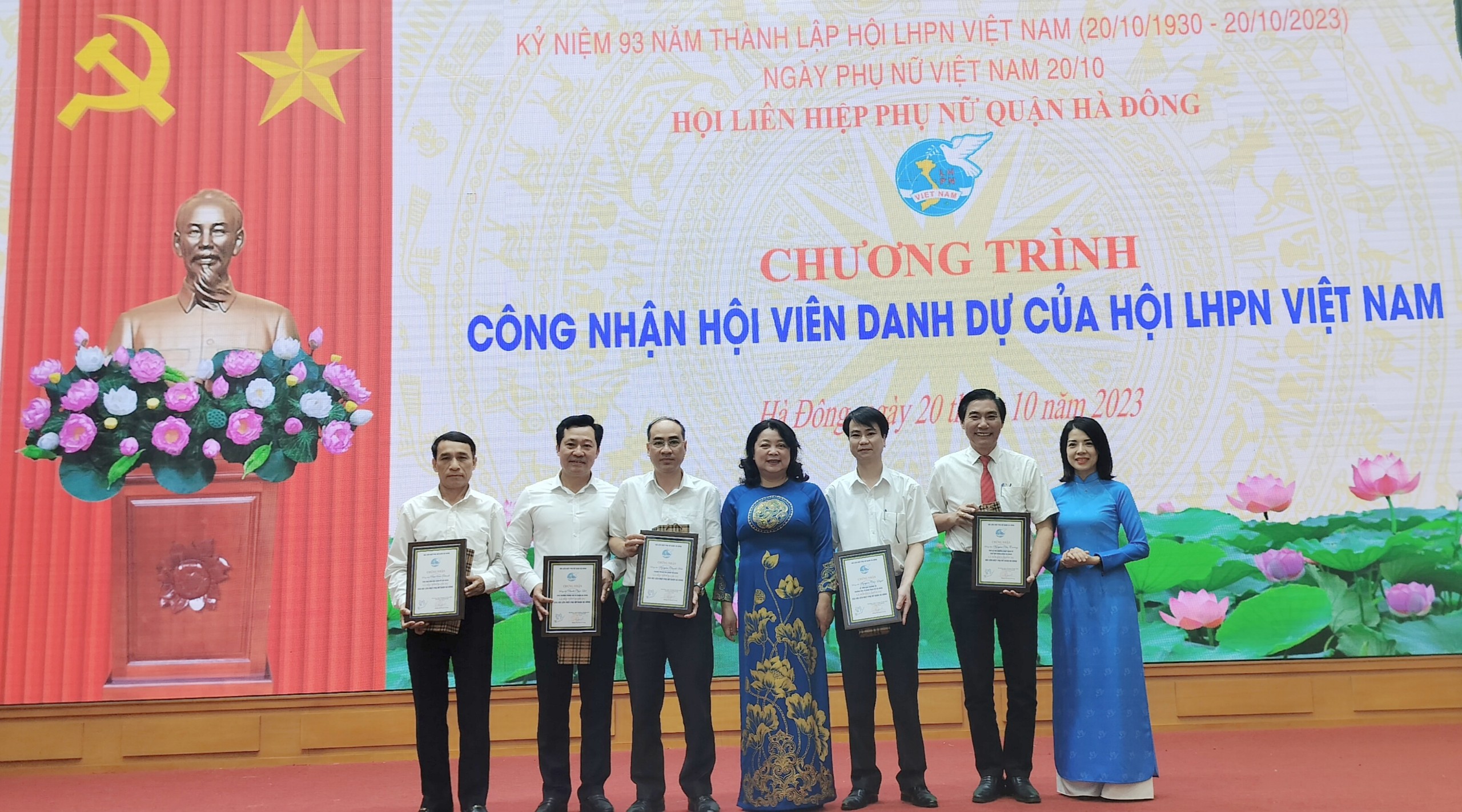 Phụ nữ Hà Đông “hội nhập - phát triển“ - ảnh 1