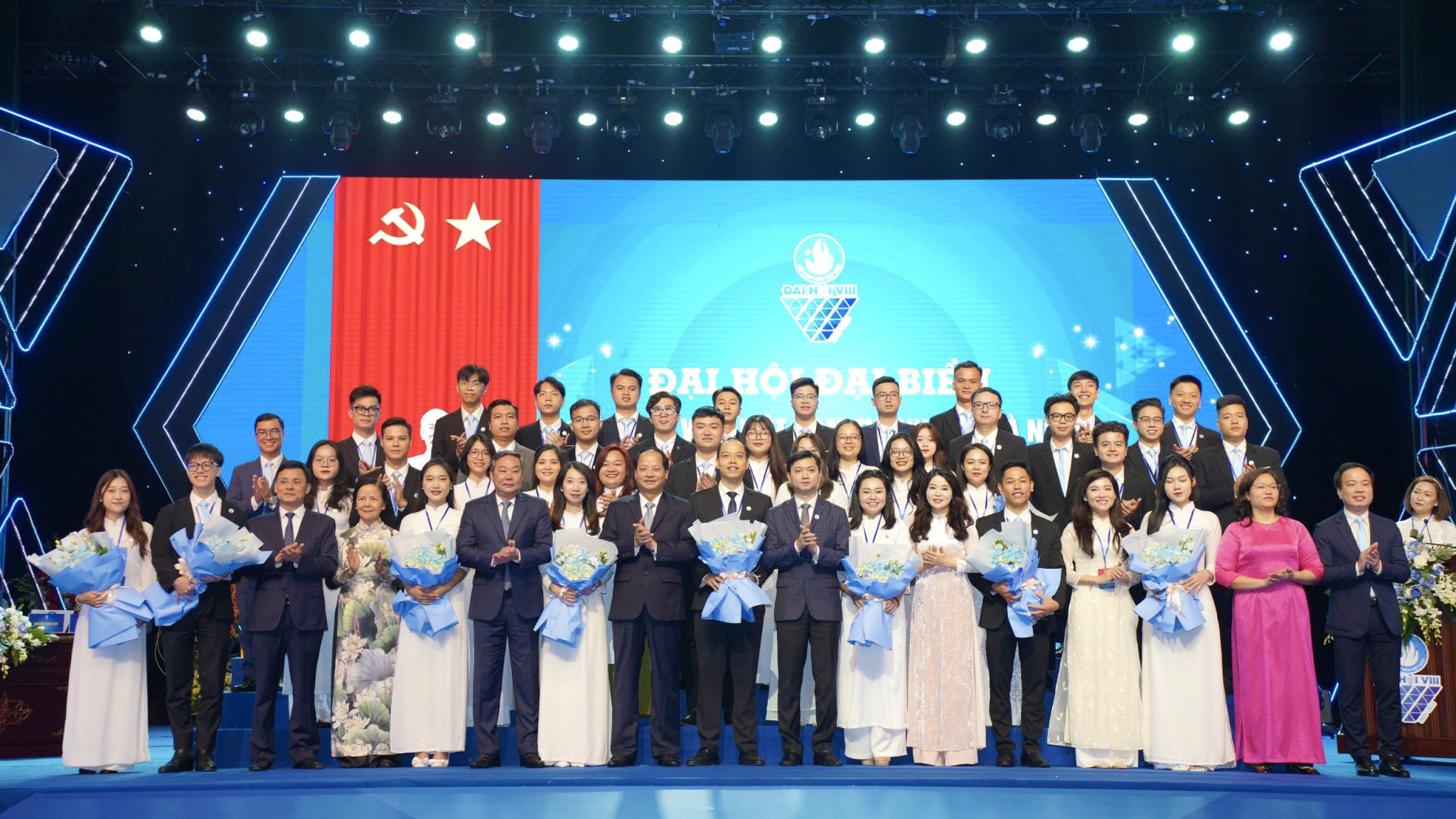 Ðại hội đại biểu Hội Sinh viên Việt Nam thành phố Hà Nội lần thứ VIII thành công tốt đẹp - ảnh 1