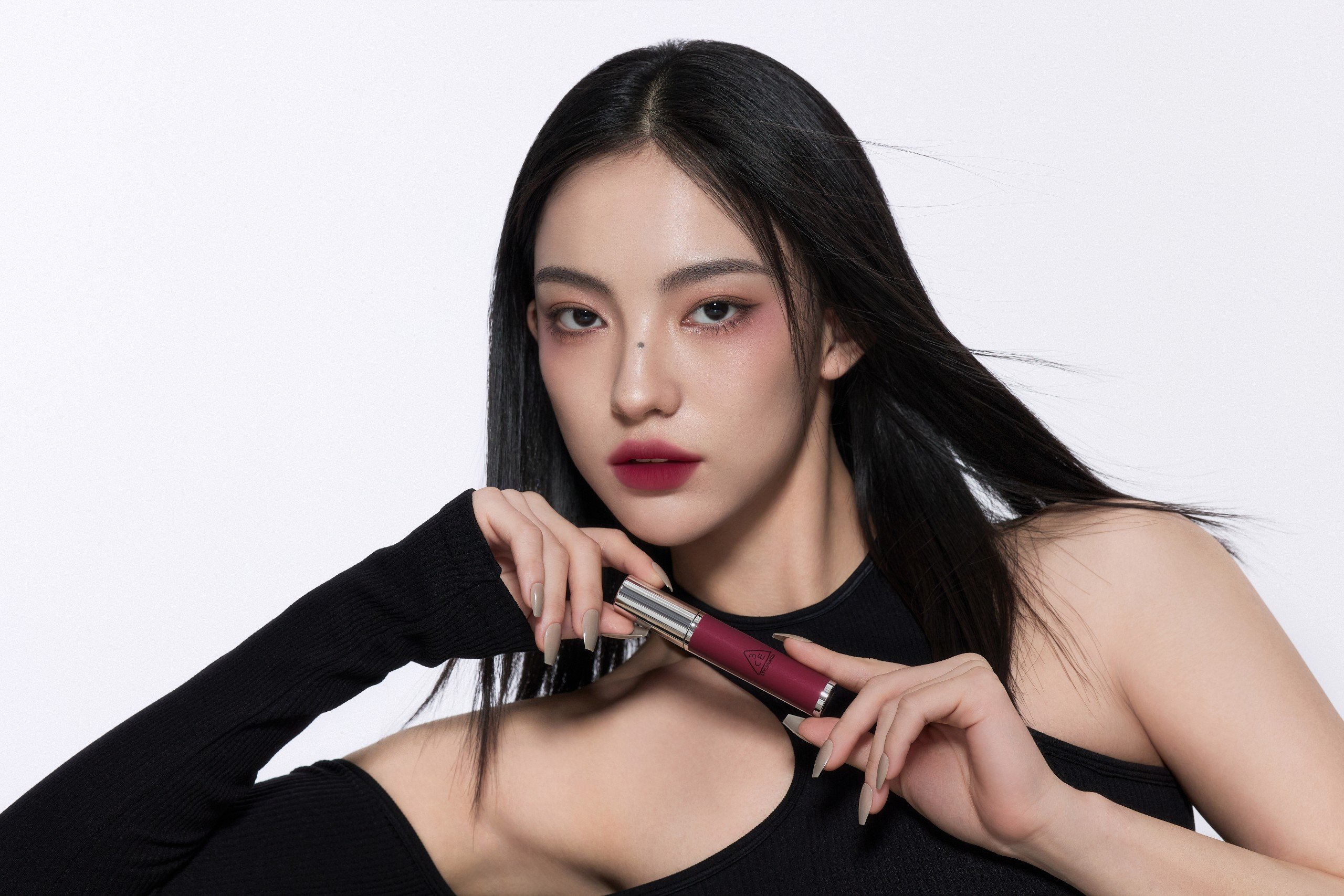 Giải mã sức nóng từ sự kiện ra mắt BTS son 3CE Hazy Lip Clay - ảnh 2
