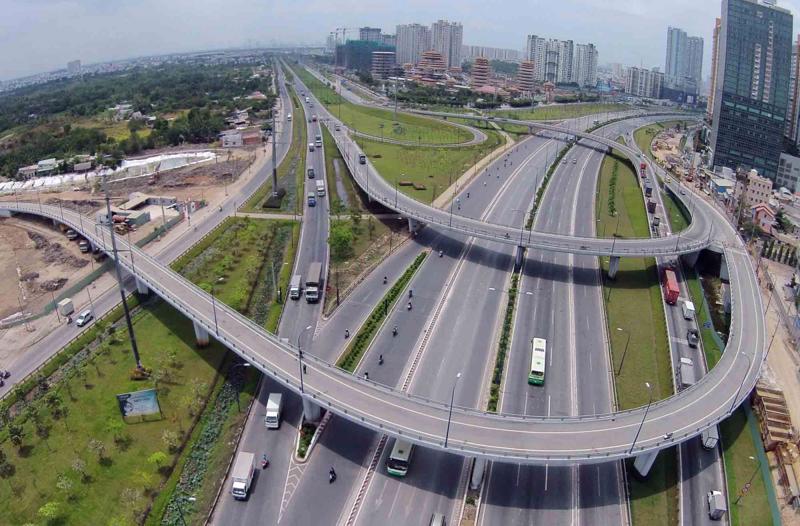 Lý luận và thực tiễn trong xây dựng và thực hiện Quy hoạch Thủ đô Hà Nội - ảnh 1