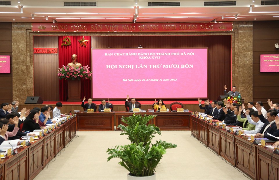 Hà Nội đặt mục tiêu GRDP năm 2024 tăng khoảng 6,5-7,0% - ảnh 3