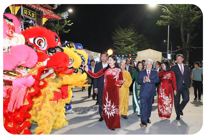 Bài 1: “Ngày Tết” đặc biệt tại những khu dân cư Thủ đô - ảnh 15