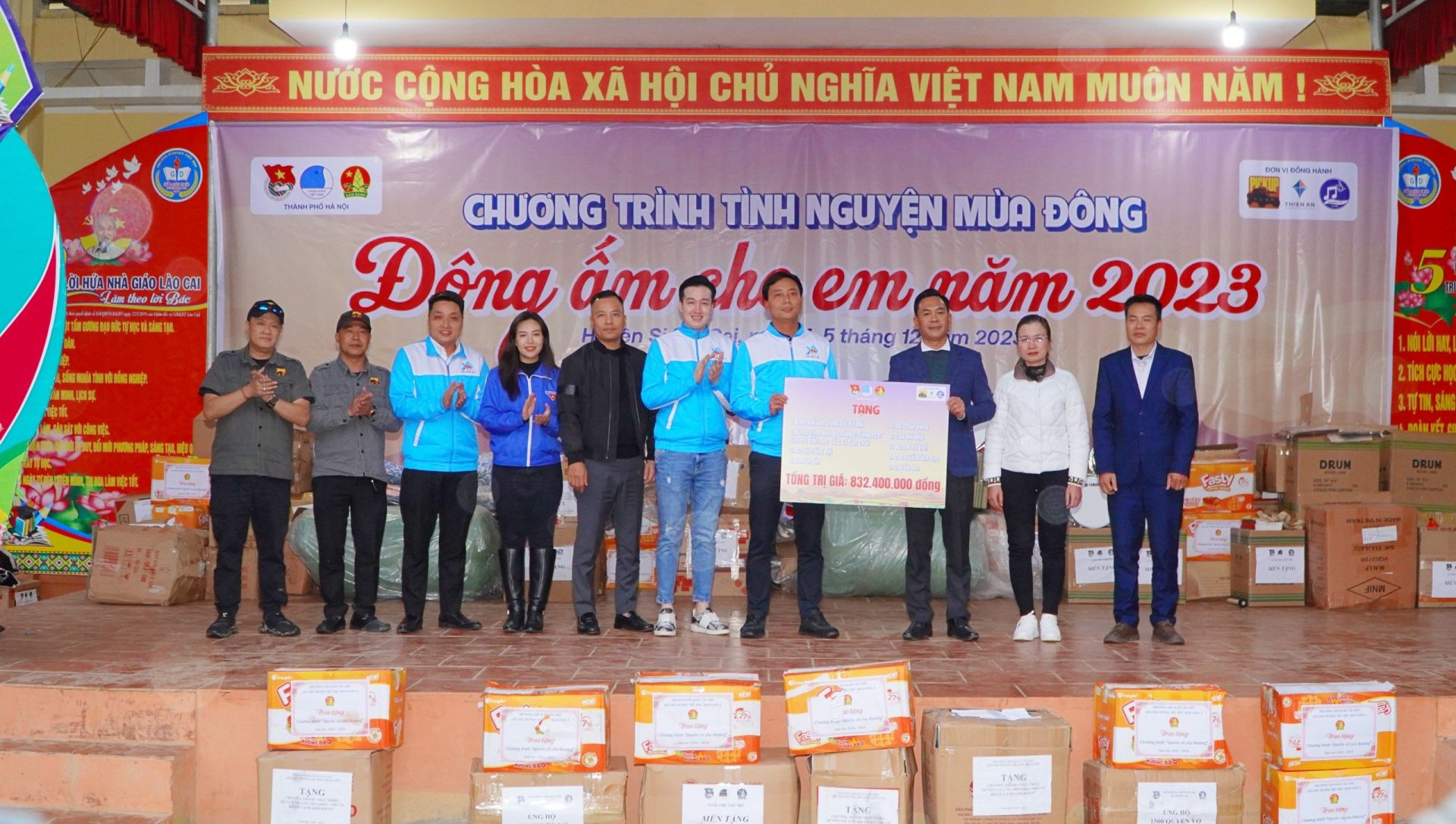 “Đông ấm cho em” đến với đồng bào dân tộc thiểu số - ảnh 1