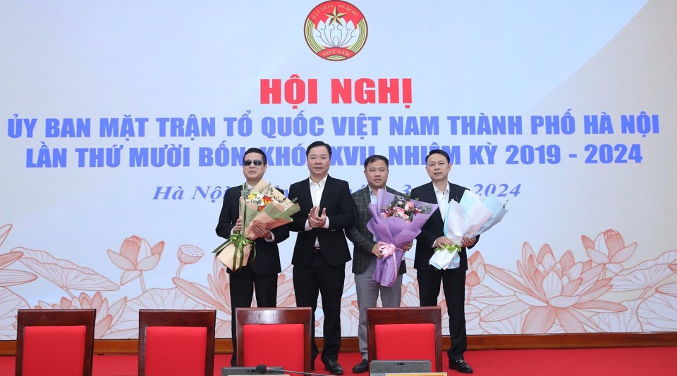 Chủ đề Đại hội Đại biểu MTTQ Việt Nam TP Hà Nội lần thứ XVIII: Dân chủ - Đoàn kết - Trách nhiệm - Sáng tạo - Phát triển - ảnh 1