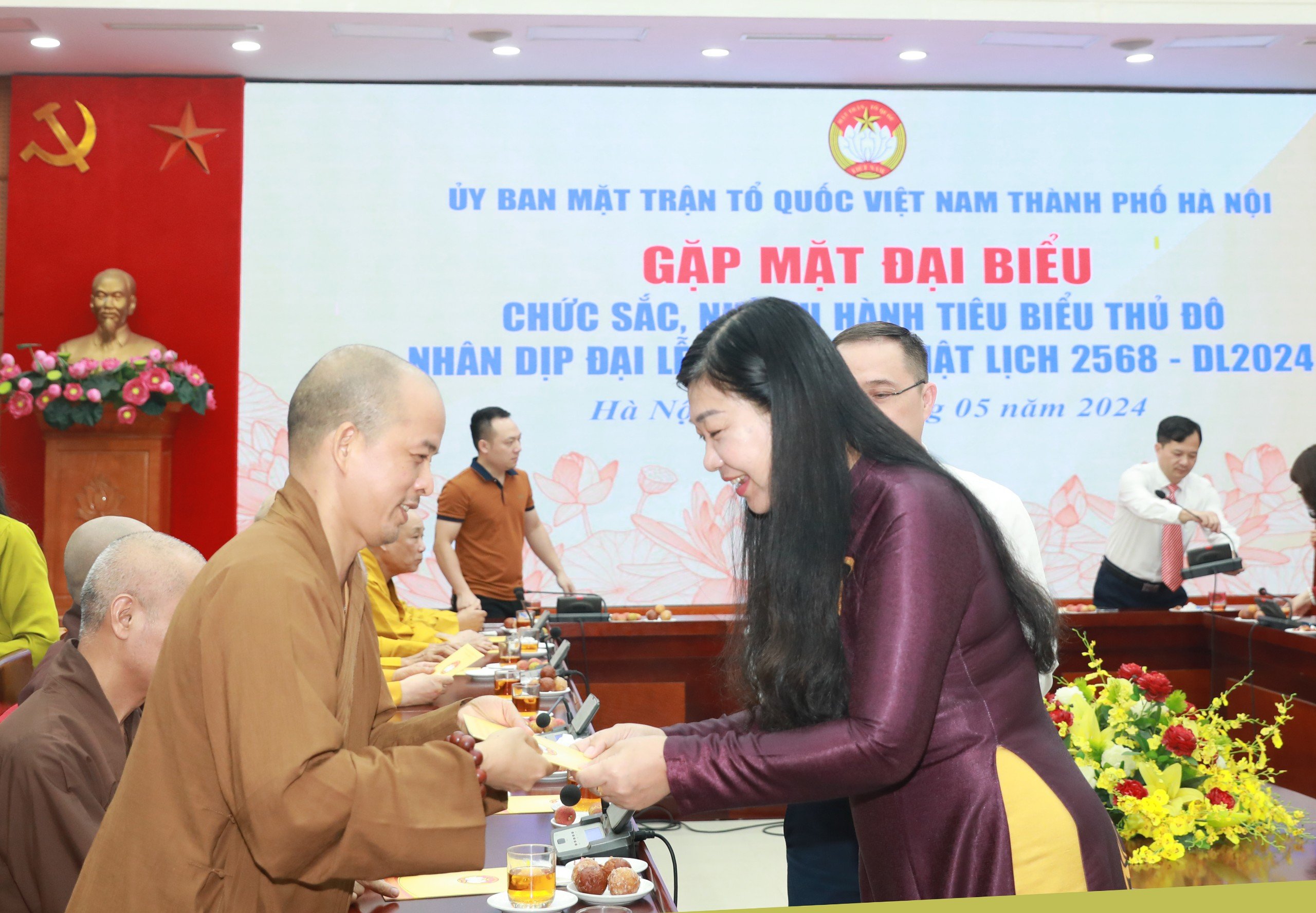 Các chức sắc và đồng bào Phật tử, đã thực hiện tốt tinh thần “Phụng sự đạo pháp - phục vụ dân tộc“ - ảnh 1