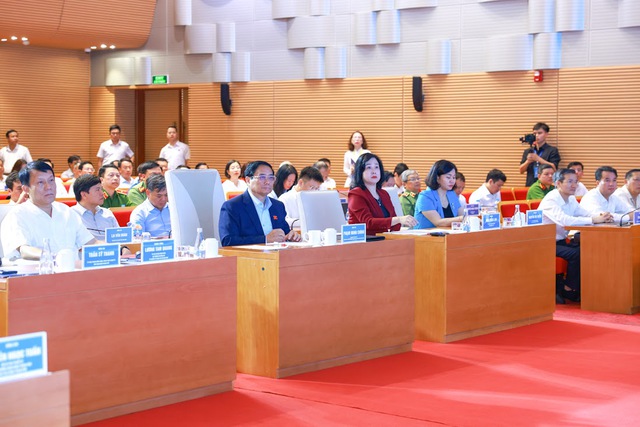 Thủ tướng Chính phủ dự lễ công bố vận hành một số ứng dụng, nền tảng của Đề án 06 trên địa bàn TP. Hà Nội - ảnh 1