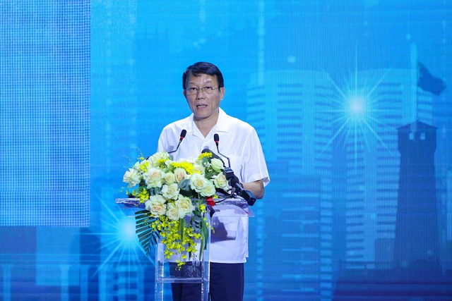 Thủ tướng Chính phủ dự lễ công bố vận hành một số ứng dụng, nền tảng của Đề án 06 trên địa bàn TP. Hà Nội - ảnh 3