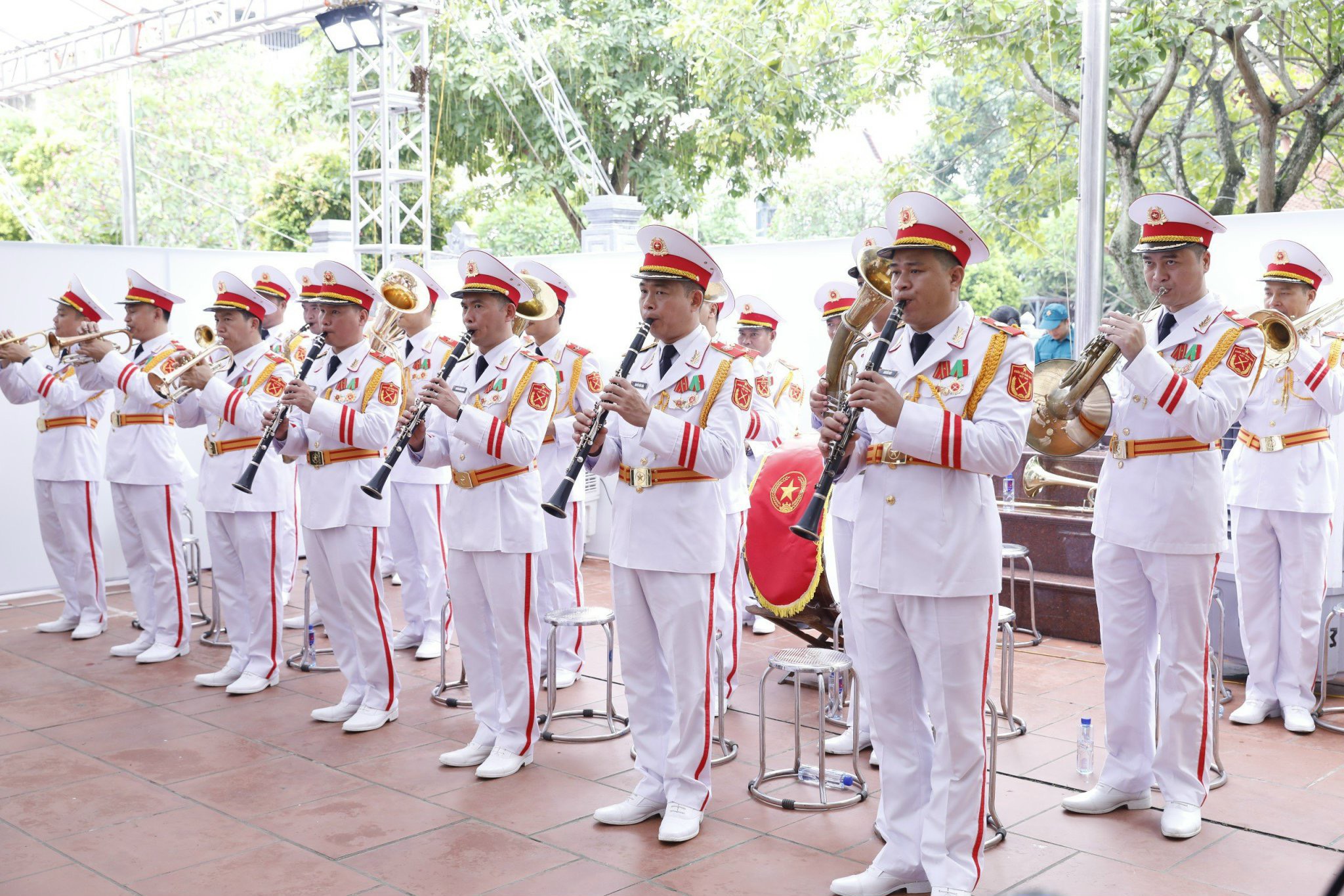 Lễ viếng Tổng Bí thư Nguyễn Phú Trọng tại quê nhà Đông Anh, Hà Nội - ảnh 4