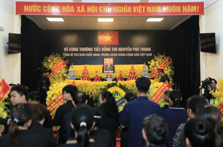Lễ viếng Tổng Bí thư Nguyễn Phú Trọng tại quê nhà Đông Anh, Hà Nội - ảnh 2